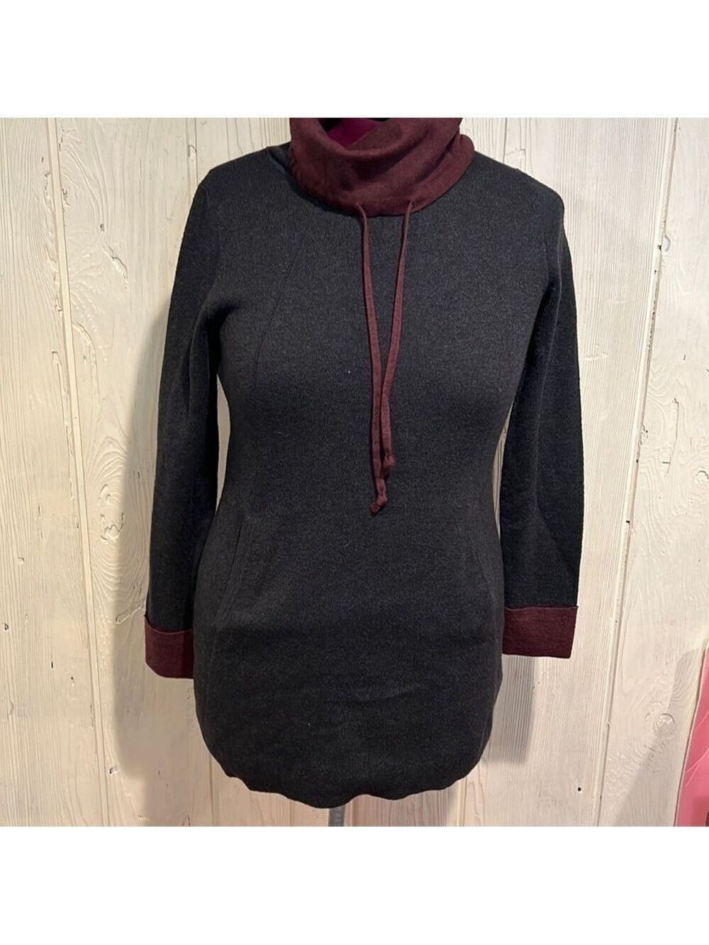 Cynthia Rowley Grey Burgundy Cowl Neck Sweater Tunic Size Small